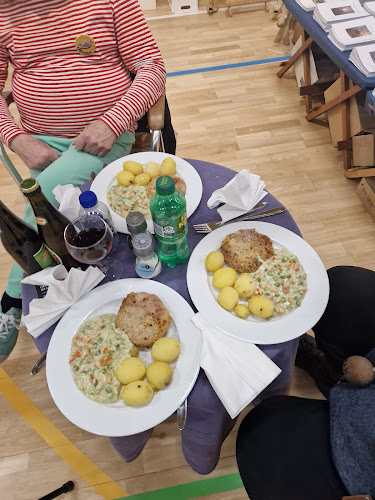 Opinii despre Søften Kultur- Og Idrætscenter în Hinnerup - Gastronomi og hotelvirksomhed