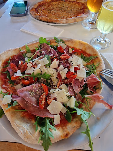 Bella Italia - Gastronomi og hotelvirksomhed