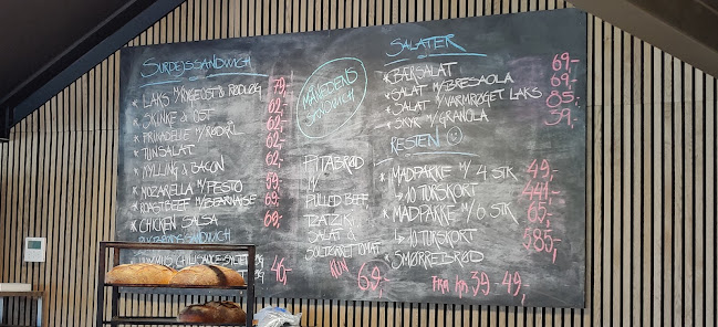 Opinii despre Bak's Bakery & Deli în Middelfart - Gastronomi og hotelvirksomhed
