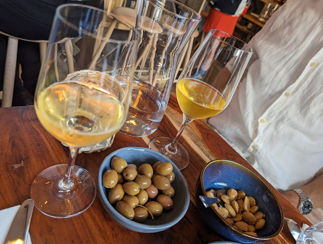 Comentarii opinii despre Roots