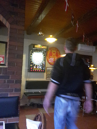 Comentarii opinii despre Hillers Bar