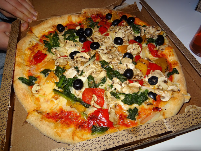 Opinii despre Pizza Deli Rønne în Rønne - Gastronomi og hotelvirksomhed