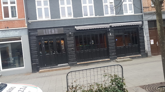 Opinii despre Pop-Up Baren Silkeborg în Silkeborg - Gastronomi og hotelvirksomhed