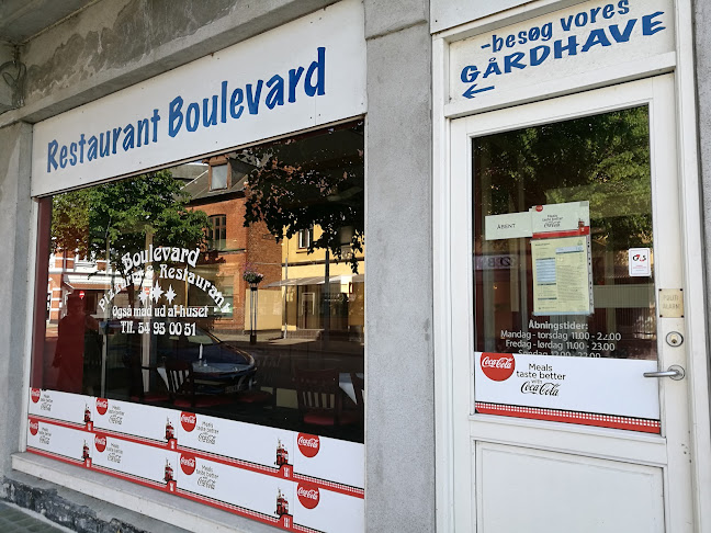 Boulevard Pizzeria & Restaurant