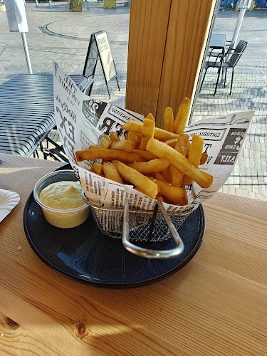 Opinii despre Cafe Skibbroen, Tønder în Tønder - Gastronomi og hotelvirksomhed