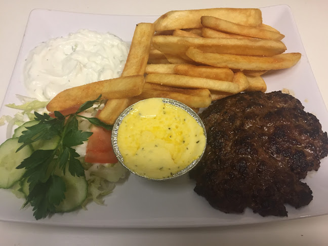 Champions Pizza & Grill - Gastronomi og hotelvirksomhed