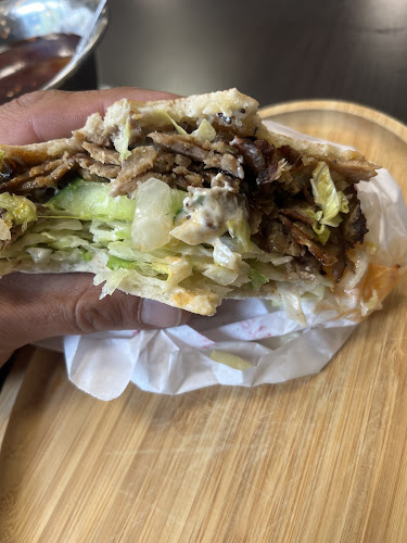 Opinii despre Byens Pizza & Kebab House în Rødovre - Gastronomi og hotelvirksomhed