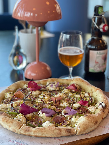 Pomodoro D'oro - Gastronomi og hotelvirksomhed