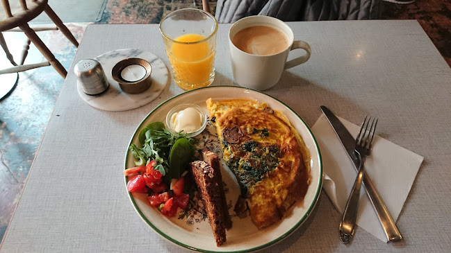 Petról Kaffe & Gear