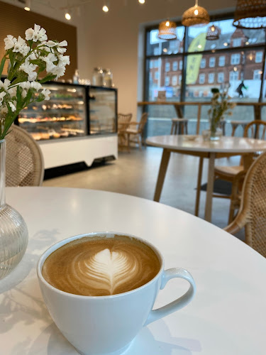 Comentarii opinii despre Fru Lund Bageri