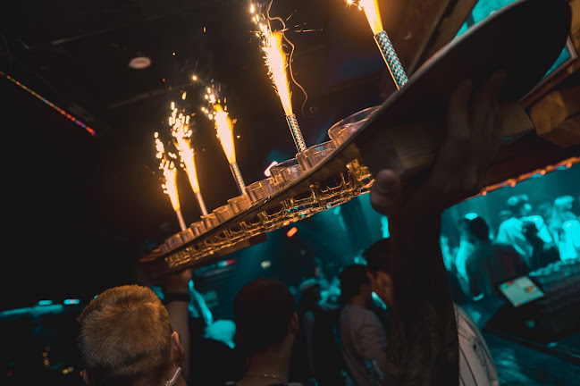 Comentarii opinii despre Zwei Grosse Bierbar Aalborg ApS