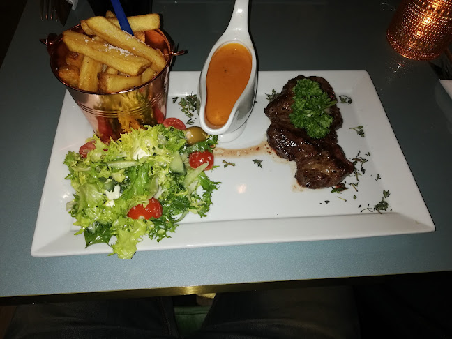 Comentarii opinii despre Cafe Velvet