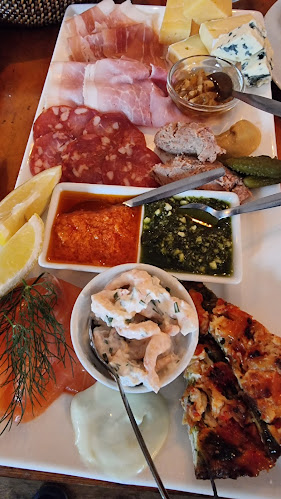 Opinii despre Vinbaren Vesterbro Torv în København - Gastronomi og hotelvirksomhed