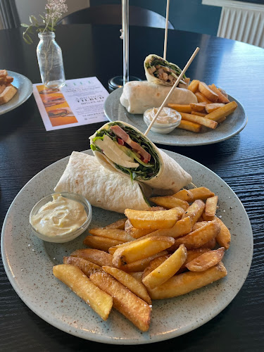 Café L'Île - Gastronomi og hotelvirksomhed