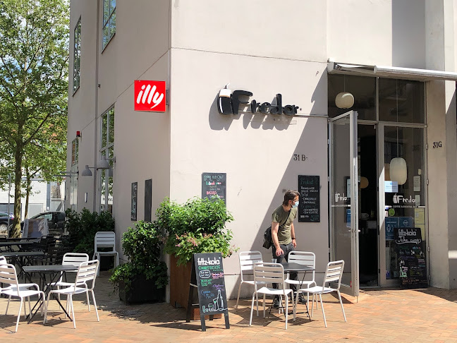 Chez Désirée // Café & Bar à Vin - Gastronomi og hotelvirksomhed