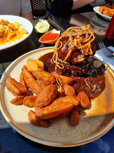 Cafe Vi2 - Gastronomi og hotelvirksomhed