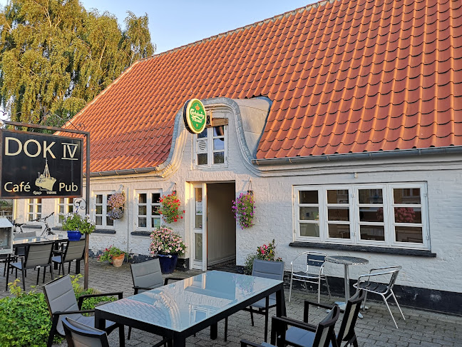 Opinii despre Dok Iv Café & Pub în Faaborg - Gastronomi og hotelvirksomhed