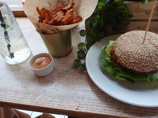 Opinii despre Vesterbros Originale Burgerrestaurant în København - Gastronomi og hotelvirksomhed