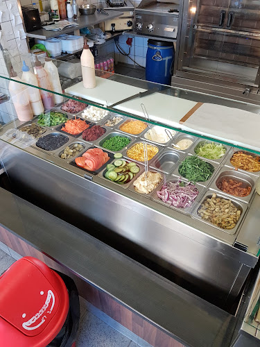 Husum Chicken & Sandwich