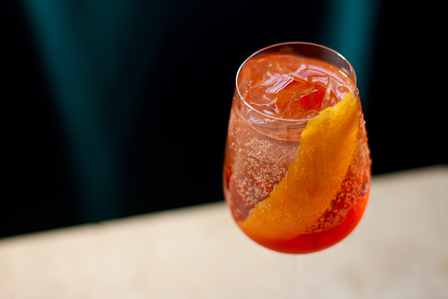 Comentarii opinii despre Din Private Bartender