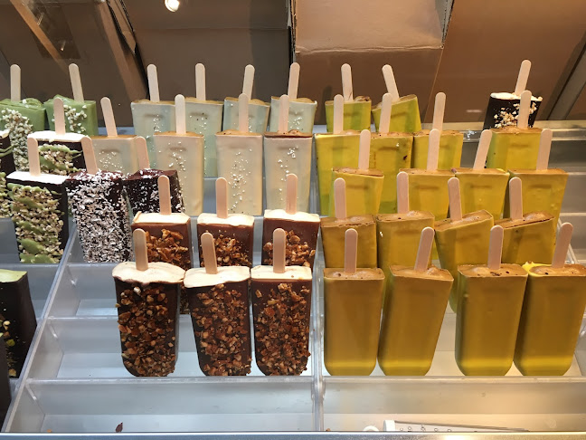 Opinii despre Olufs Is og kaffe în København - Gastronomi og hotelvirksomhed