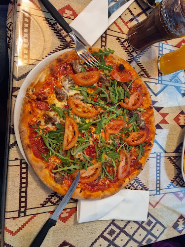 Mama Mia Pizza - Gastronomi og hotelvirksomhed