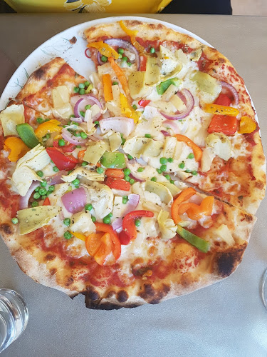 Ristorante Pizzeria Roma - Gastronomi og hotelvirksomhed