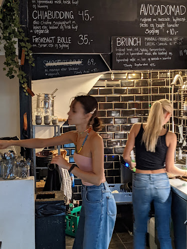 Comentarii opinii despre Coffee and dining Room