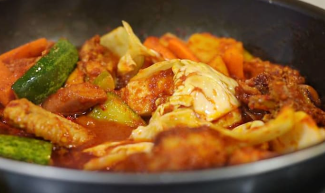 Ma Mak - Gastronomi og hotelvirksomhed