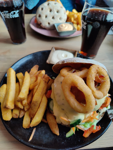 Larsens Bøfhus - Gastronomi og hotelvirksomhed