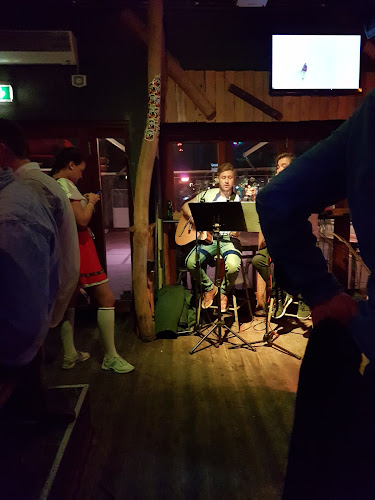 Comentarii opinii despre Zwei Grosse Bier Bar Randers