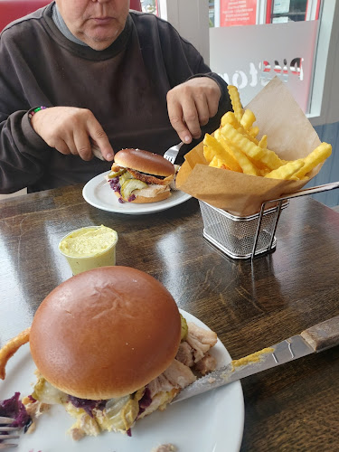 Opinii despre Pitstop Grill Bangkok Take Away în Haslev - Gastronomi og hotelvirksomhed