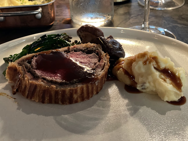 Feed Bistro - Gastronomi og hotelvirksomhed