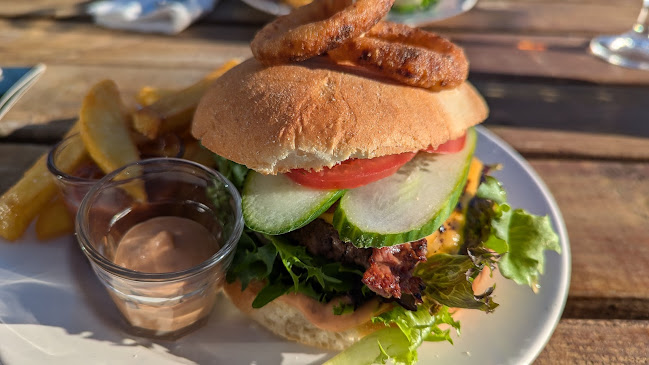 Lyngby Mølle Vej 5, 9480 Løkken