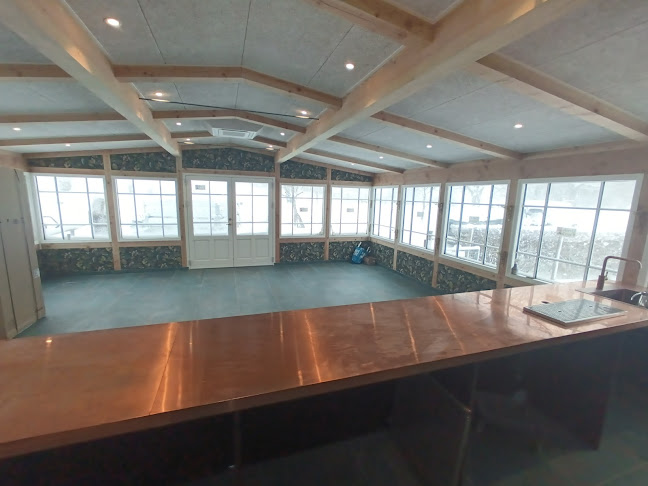 Opinii despre Restaurant Ekkodalshuset în Aakirkeby - Gastronomi og hotelvirksomhed