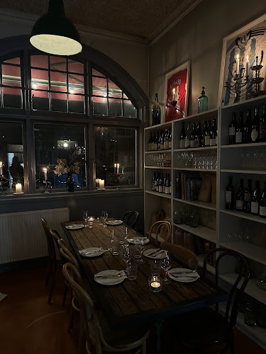 Opinii despre Bottega Estadio în København - Gastronomi og hotelvirksomhed