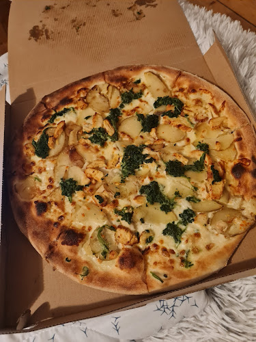 Comentarii opinii despre Mo's Pizza