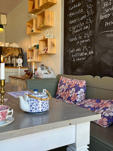 Café Kystnær - lukket uge 28-32 - Gastronomi og hotelvirksomhed