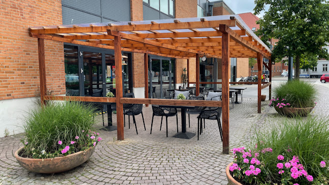 Opinii despre Cafe Julia în Viborg - Gastronomi og hotelvirksomhed