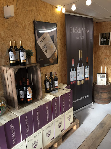 Holch Vine - Gastronomi og hotelvirksomhed