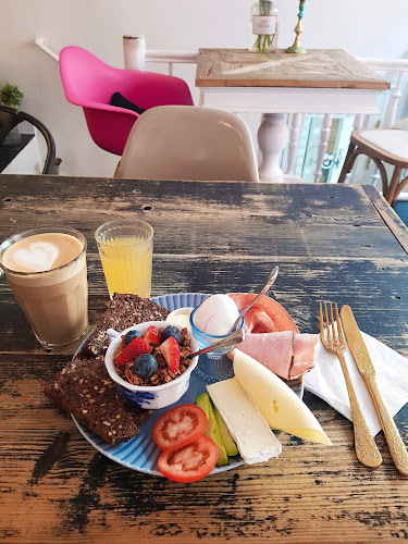 Comentarii opinii despre Kaf' Bar