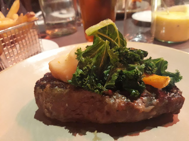 Opinii despre Det Hvide Pakhus în Faaborg - Gastronomi og hotelvirksomhed