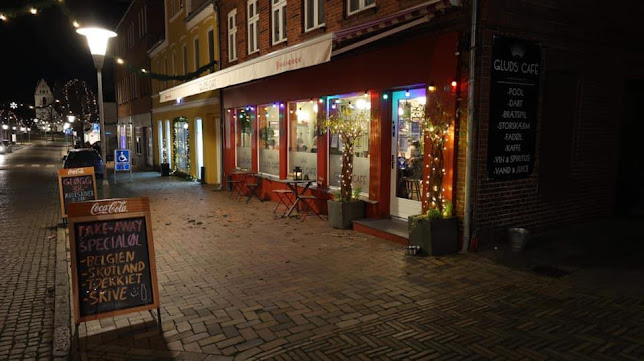 Gluds Cafe - Gastronomi og hotelvirksomhed