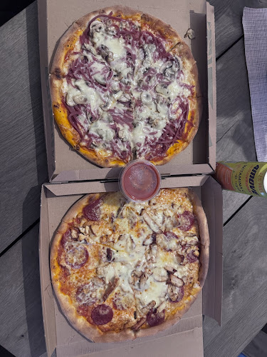 Comentarii opinii despre Fantasia Pizza