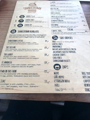 Comentarii opinii despre Shakedown Burgers & Shakes