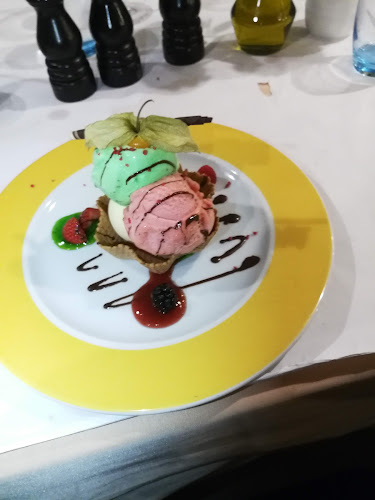 Comentarii opinii despre Asia House