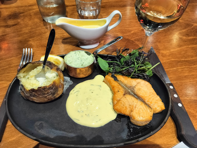 Restaurant Oksen - Gastronomi og hotelvirksomhed