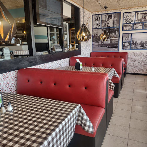 Comentarii opinii despre Café Retro Brøns Kro