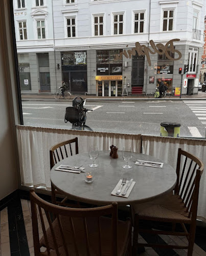 Vesterbrogade 40, 1620 København