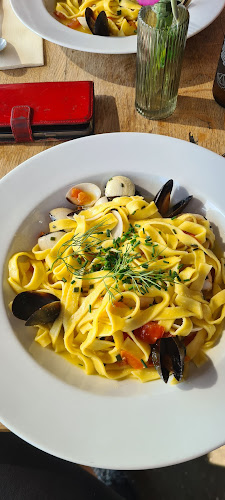 Opinii despre Torve-Hallen în Sønderborg - Gastronomi og hotelvirksomhed